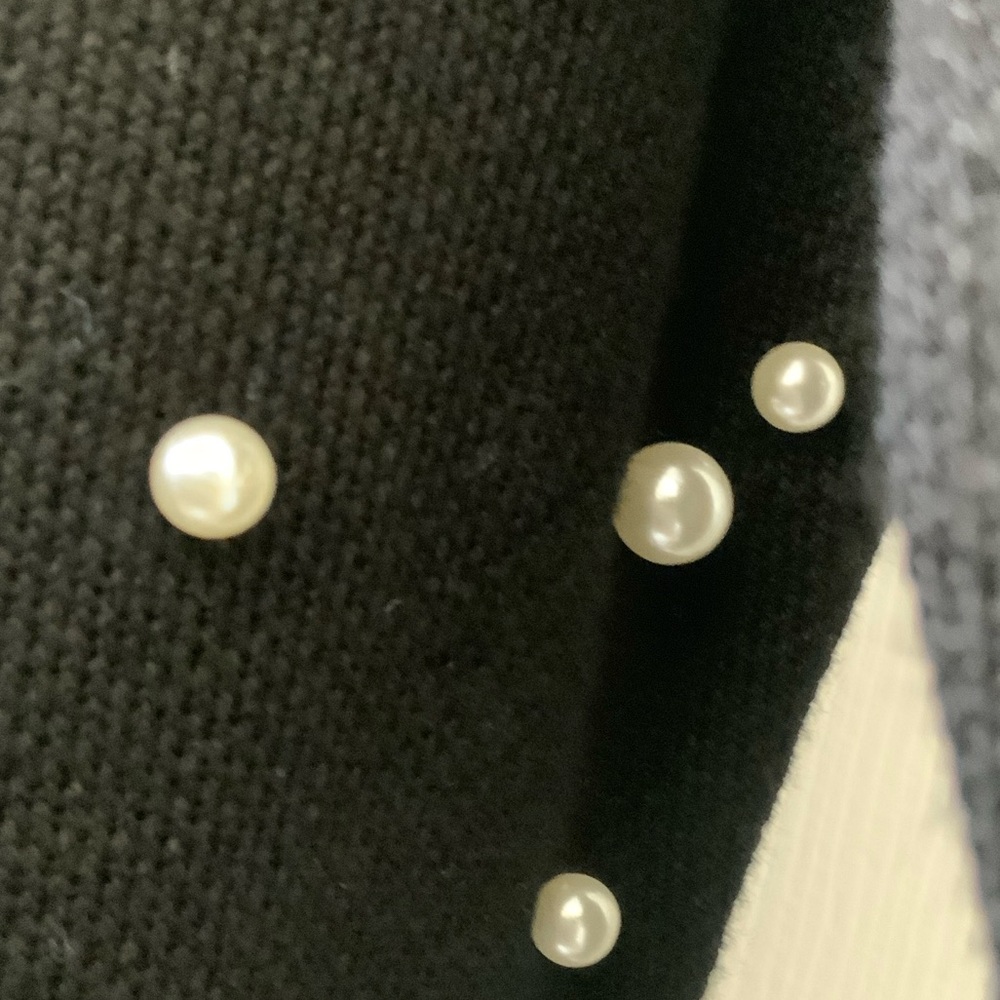 London Times Black Knit Dress  White Pearl Accents Scalloped Neckline NWT Large - Picture 3 of 8